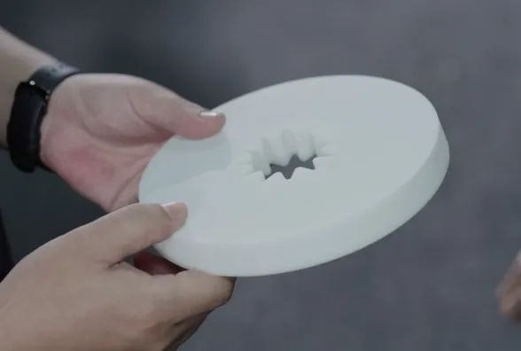 聯(lián)泰工業(yè)3d打印機(jī)助力環(huán)亞科技轉(zhuǎn)型升級(jí)的躍遷之道