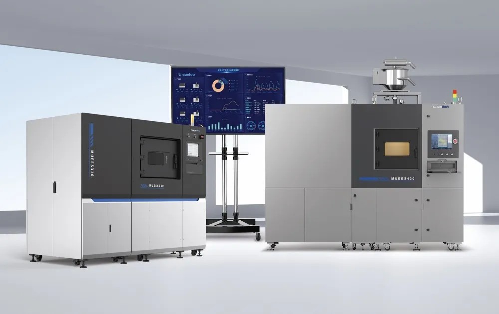 工業(yè)級(jí)3D打印機(jī)